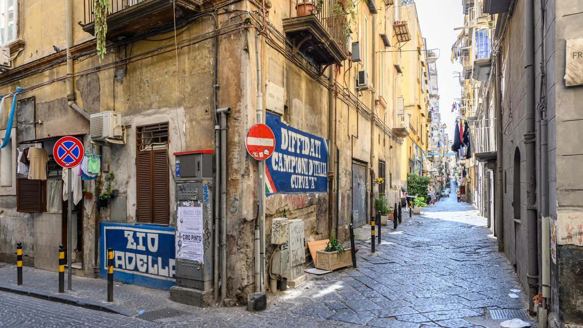 Casa Ue' Ue' - Piazza Dante Apartment Naples