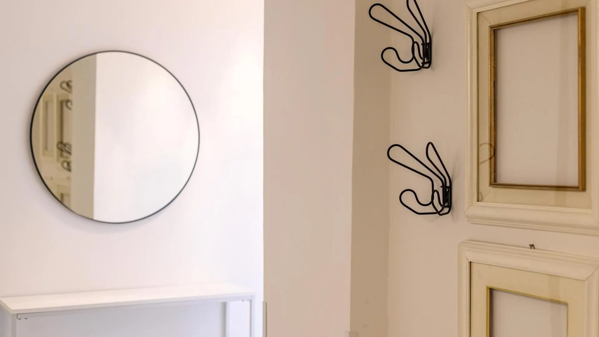 Casa Ue' Ue' - Piazza Dante Apartment Naples