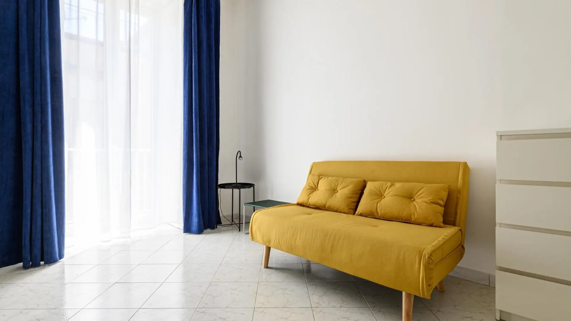 Apartamento Casa Ue' Ue' - Piazza Dante Nápoles